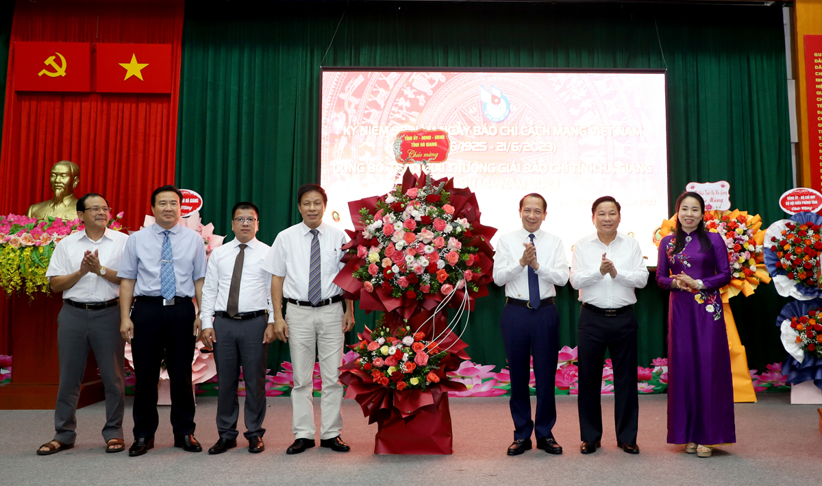 Kỷ niệm 98 năm Ngày Báo chí Cách mạng Việt Nam và công bố, trao giải thưởng Giải Báo chí tỉnh Hà Giang năm 2023