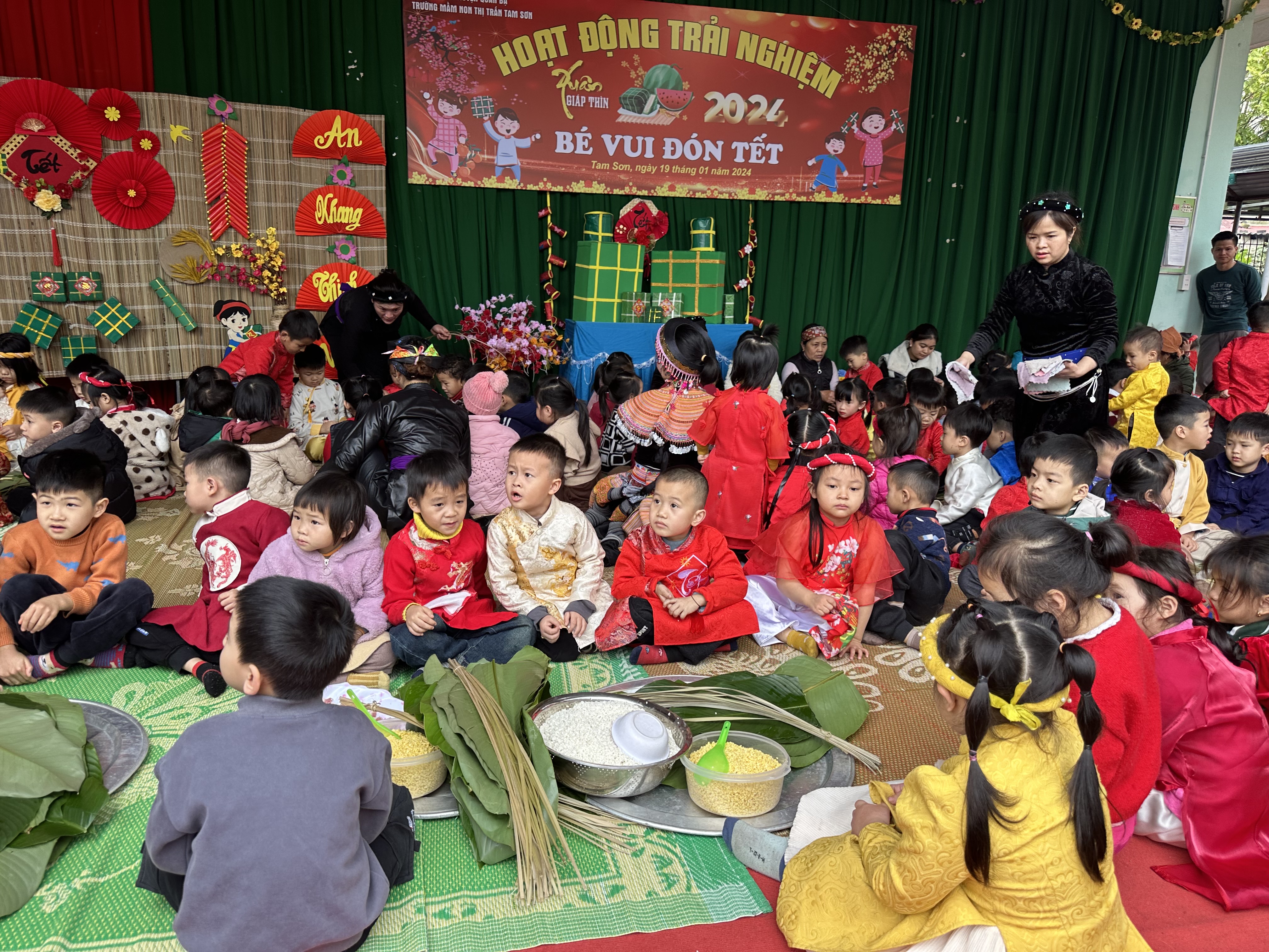 Trường Mầm non Tam Sơn tổ chức hoạt động trải nghiệm bé vui đón Tết năm 2024