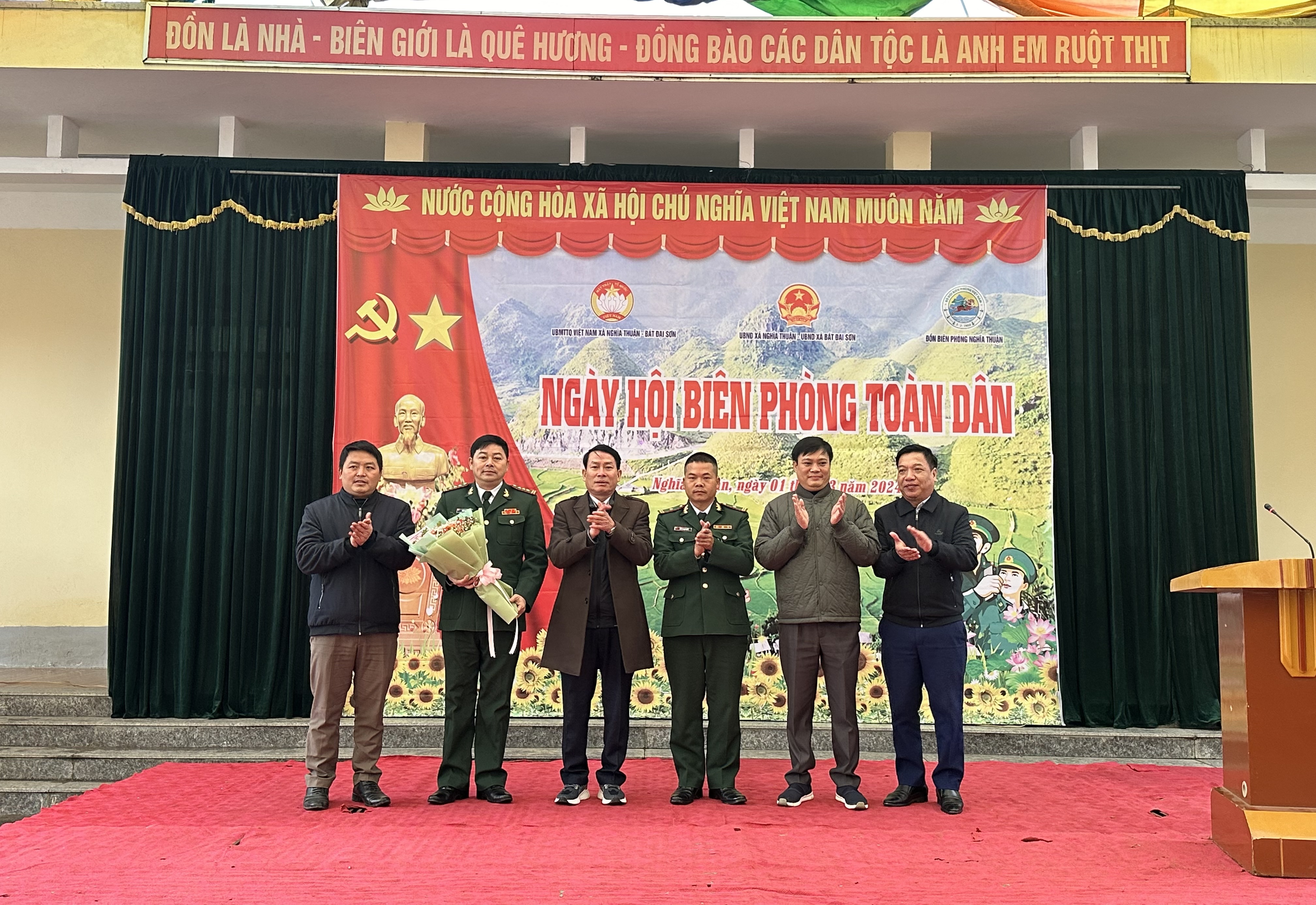 Xã Nghĩa Thuận và Bát Đại Sơn tổ chức ngày hội Biên phòng toàn dân năm 2024