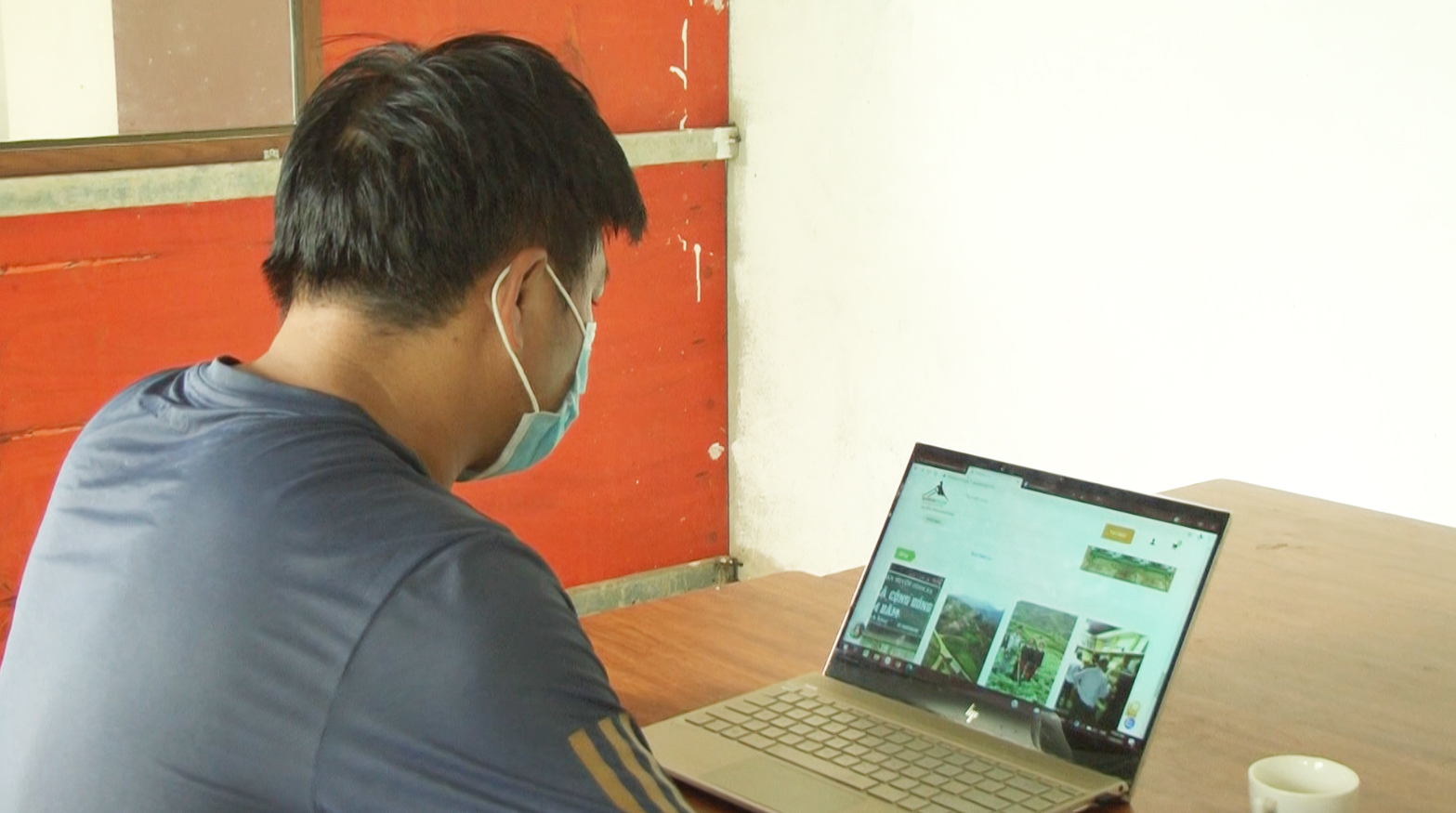 Công nghệ số trong bối cảnh dịch bệnh Covid- 19 tại huyện Quản Bạ.