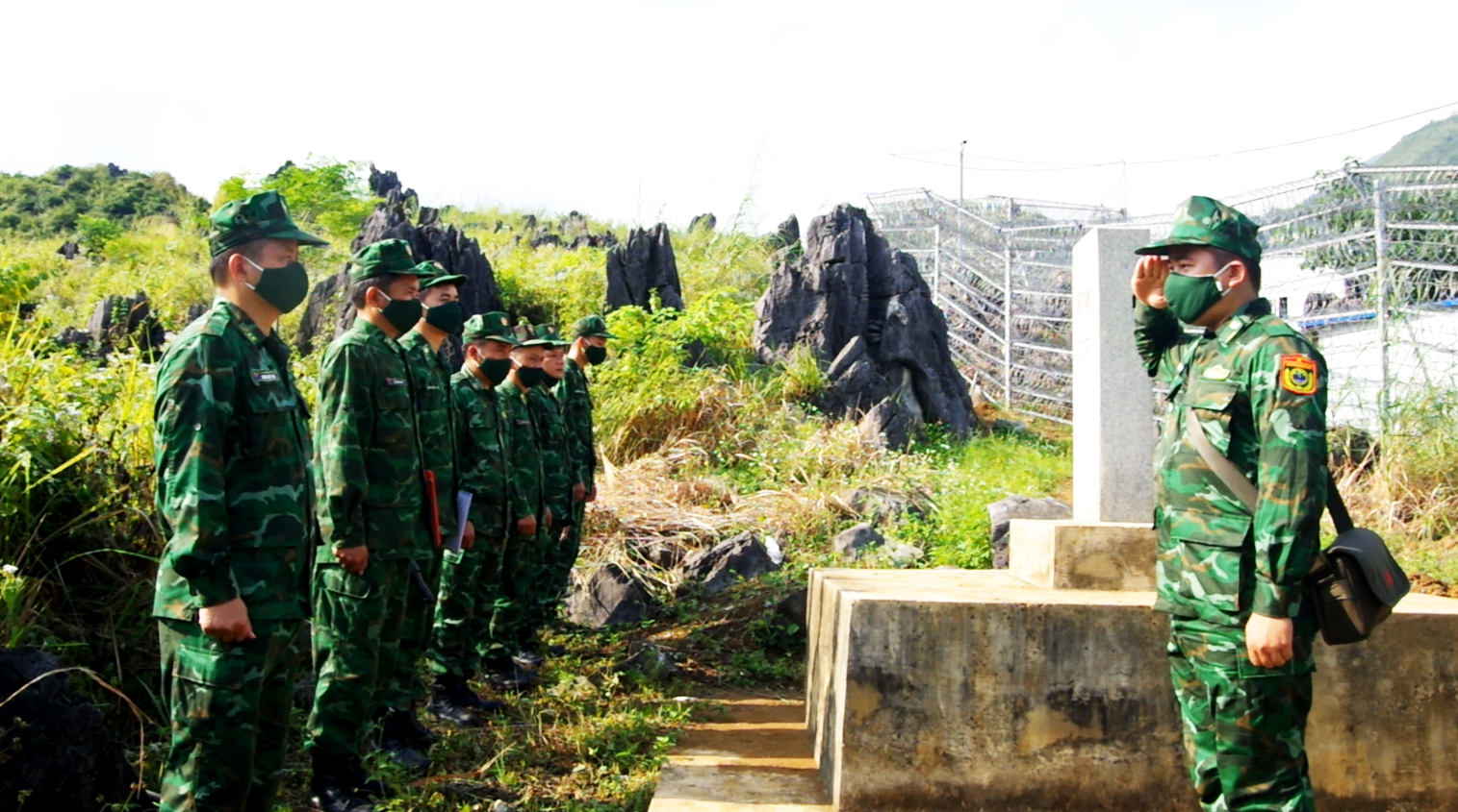 Quản Bạ: Phối hợp chặt chẽ giữa các tổ kiểm soát nội địa và tổ chốt chặn biên giới tại xã Nghĩa Thuận.