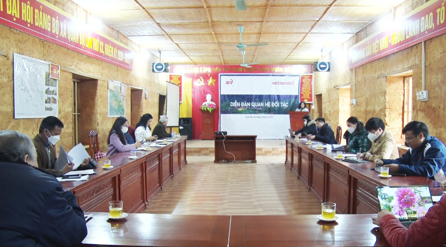 Tổ chức Actionaid Việt Nam làm việc tại huyện Quản Bạ.