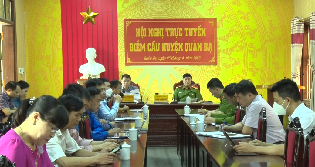 Điểm cầu huyện Quản Bạ Tham dự Hội nghị đánh giá kết quả triển khai, thực hiện các nhiệm vụ của Đề án 06