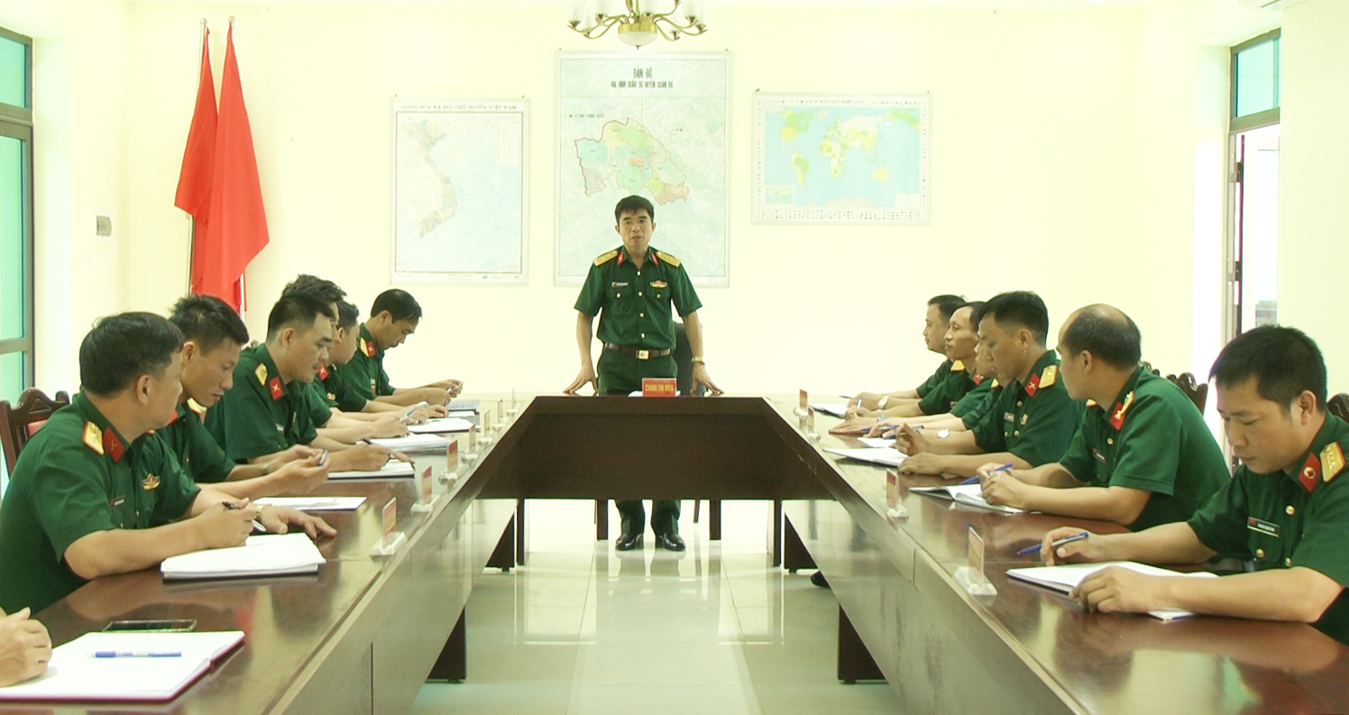 Đảng ủy Ban chỉ huy quân sự huyện Quản Bạ triển khai nội dung thực hiện Quyết định 1953 của BTV Tỉnh ủy năm 2022.
